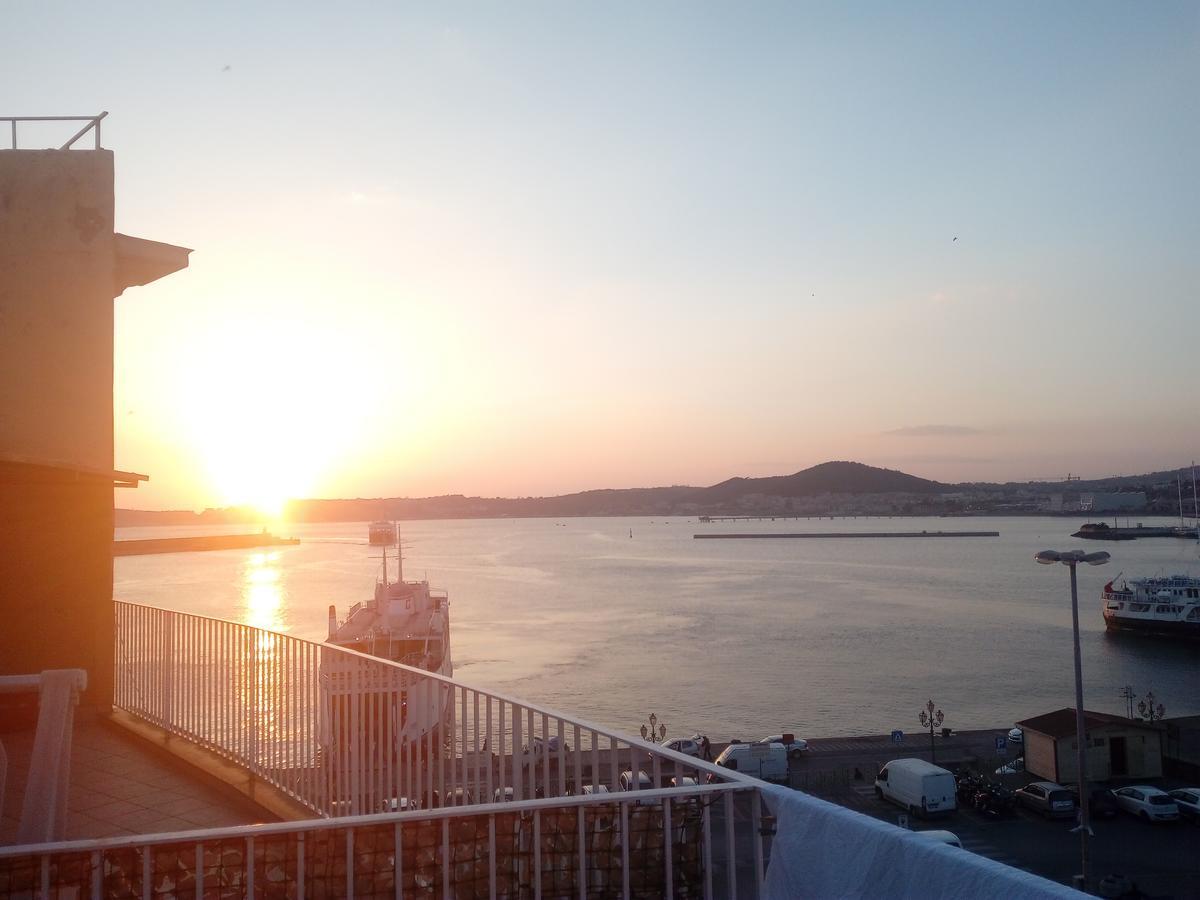 Aria Di Mare Dimorra Bed & Breakfast Pozzuoli Exterior photo